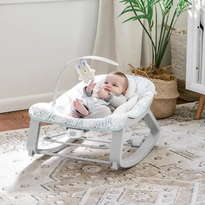 INGENUITY Transat bébé bascule évolutif 3-en-1 Keep Cozy -Spruce- 3 Positions: arche avec jouets peluches amovible, 0 à 30 mois-1