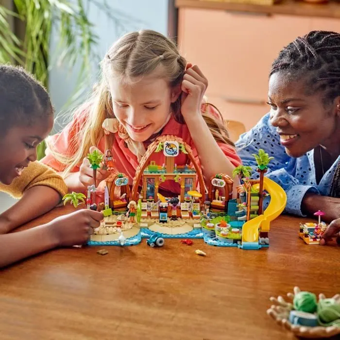 LEGO Friends 42673 Vacances à l’Hôtel de la Plage - Jeu de Construction pour Fille 8 Ans-4