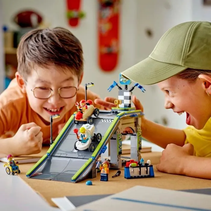 LEGO City 60460 Zéro limite : rampe pour bolides de course - Jeu de construction dès 6 ans-2