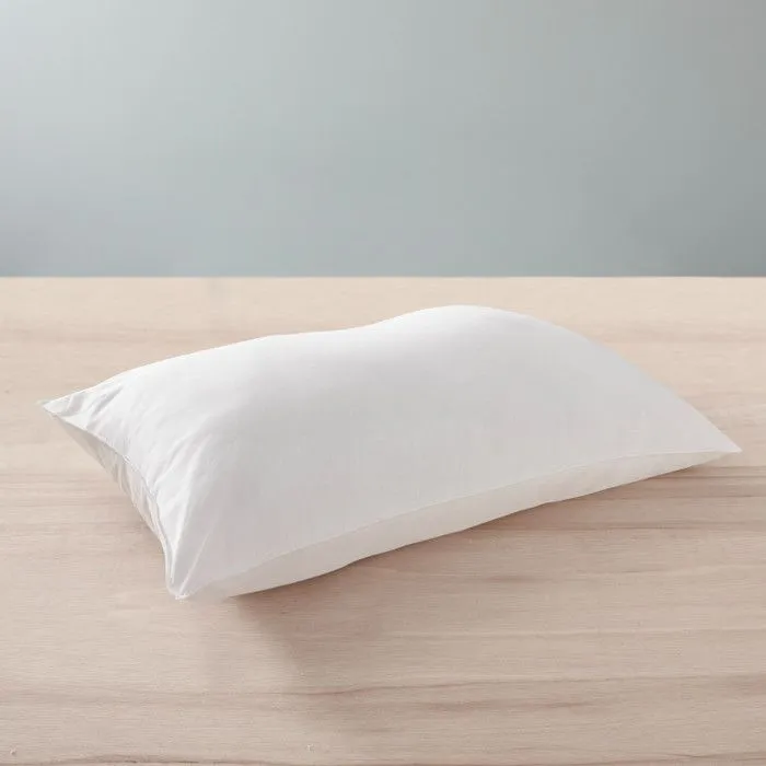 Oreiller 45 x 70 cm Blanrêve Gamme Polycoton "Confort" traité Anti Acarien Soft &amp; care-0
