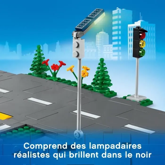 LEGO® City 60304 Intersection à assembler, Jeu construction ville avec panneaux et routes à imbriquer pour garçon ou fille-5