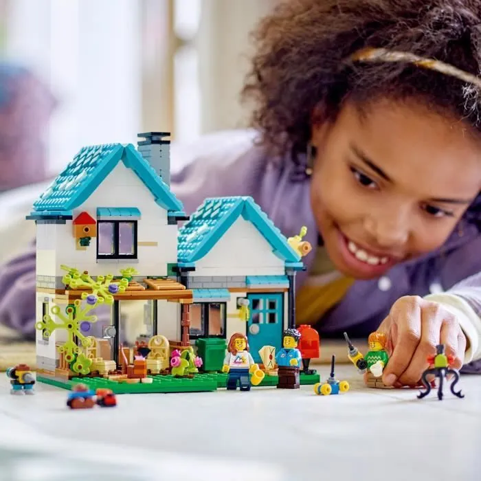 LEGO® Creator 3-en-1 31139 La Maison Accueillante, Maquette avec 3 Maisons Différentes, et Figurines-5