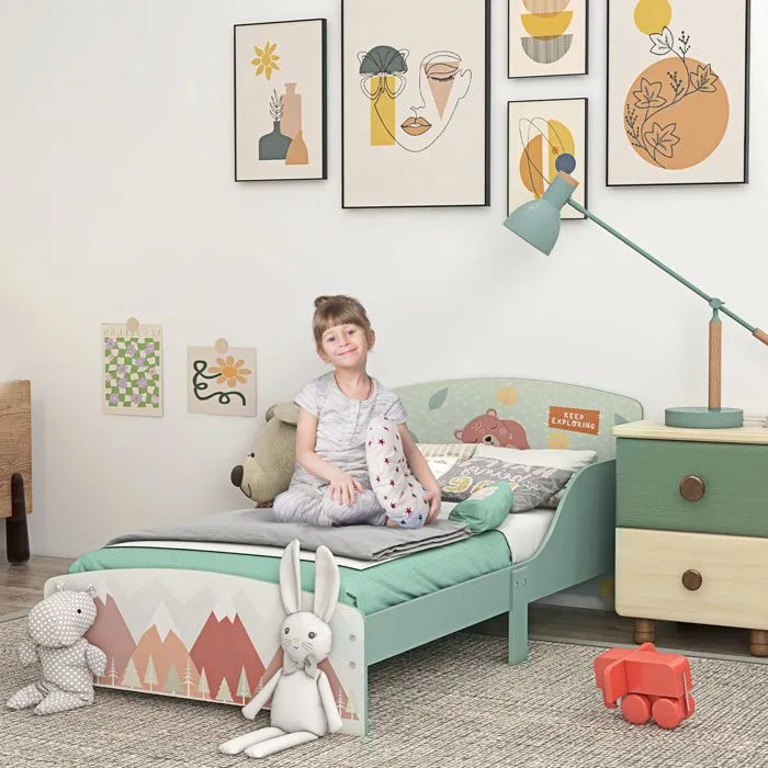 Lit pour enfant ZONEKIZ 3-6 ans avec barrières de sécurité et motifs dim. 77 x 143 x 60 cm sommier à lattes inclus - Vert-1
