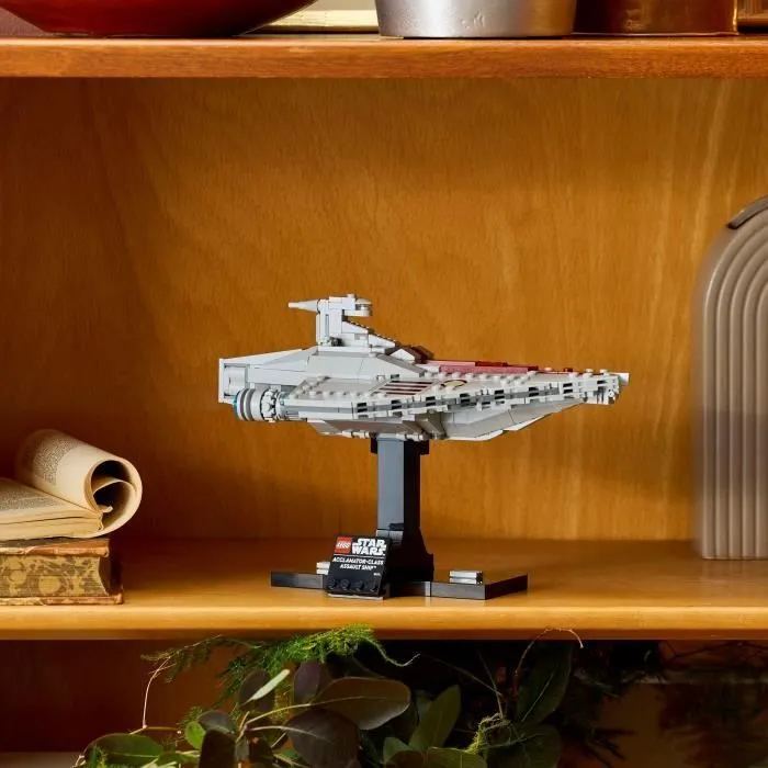 LEGO Star Wars 75404 Le transport d’assaut de classe Acclamator - Maquette pour adulte-2