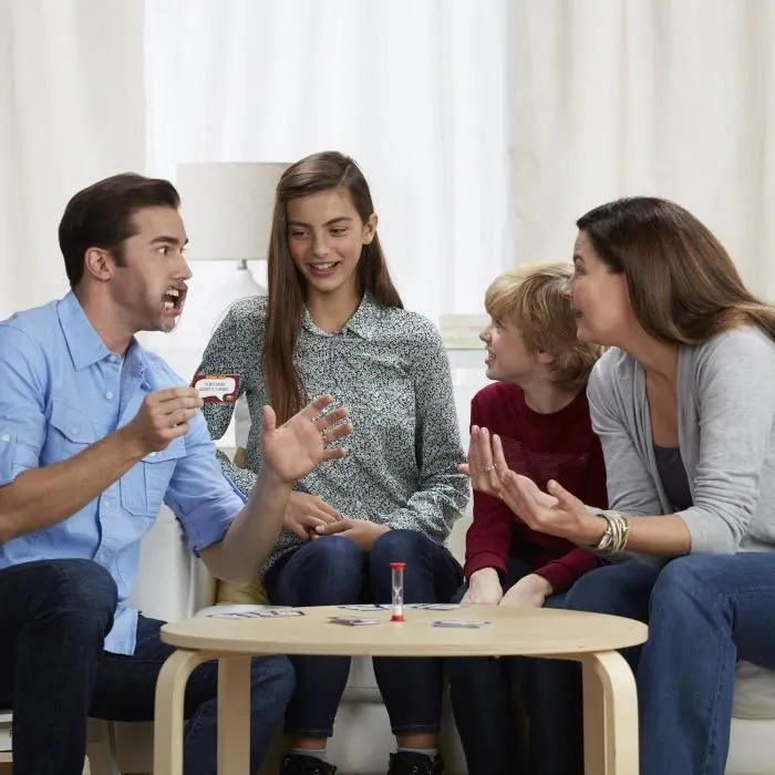 Mache-Mots Enfants contre parents, Jeu de societe ambiance pour la famille, Version francaise, Hasbro Gaming-1