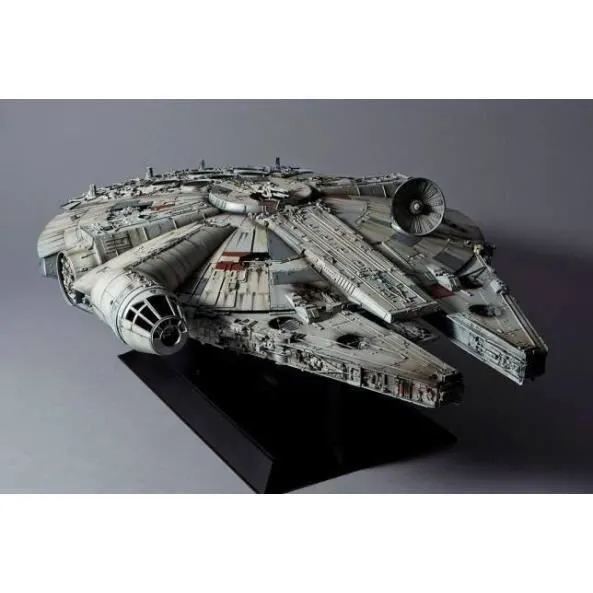 Model Kit Perfect Grade Millenium Falcon - Gamesland - 48cm - Star Wars-0