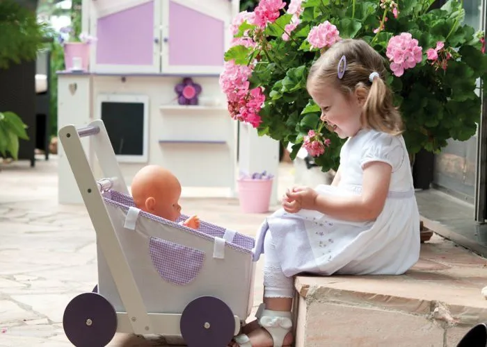 ROBA Poussette de poupée "Fienchen" en Bois et Tissu + Coussin et Couverture - Transformable en Nacelle - Lilas/Blanc-1