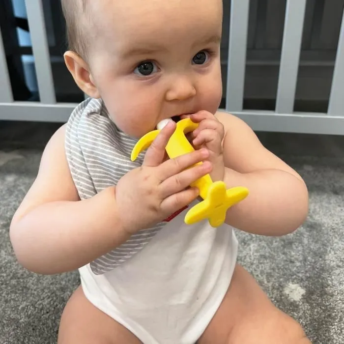 Lots de 2 anneaux de dentition - NUBY - Banane et Maïs - Silicone - Dès 3 mois-1