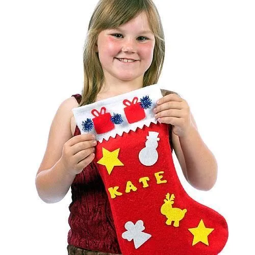 Grandes chaussettes de Noël en feutrine que les enfants pourront décorer et personnaliser (Lot de 3)-1