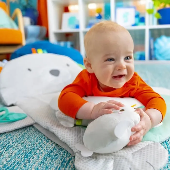 BRIGHT STARTS Tapis d'éveil Ours Polaire, Coussin de support pour position sur le ventre, 4 jouets détachables-7