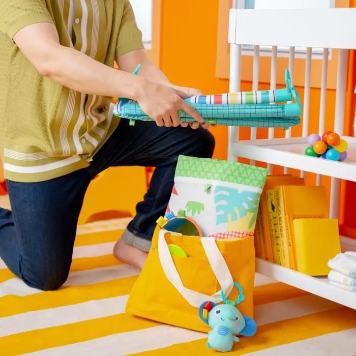 BRIGHT STARTS Tapis de sol éveil bébé évolutif pliable- Jungle Vert- arche avec jouets sensoriels et musicaux, miroir-7