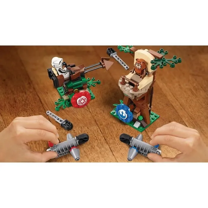LEGO Star Wars™ 75238 Action Battle L’assaut d’Endor™-4