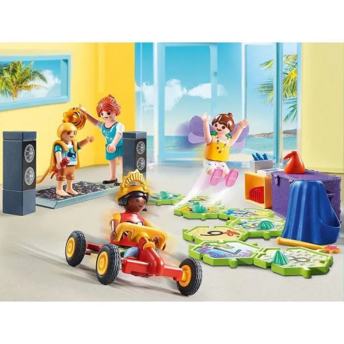 PLAYMOBIL - 70440 - Club enfants - Poids 280g - Garantie 2 ans - Gamme Family Fun - Plastique-1