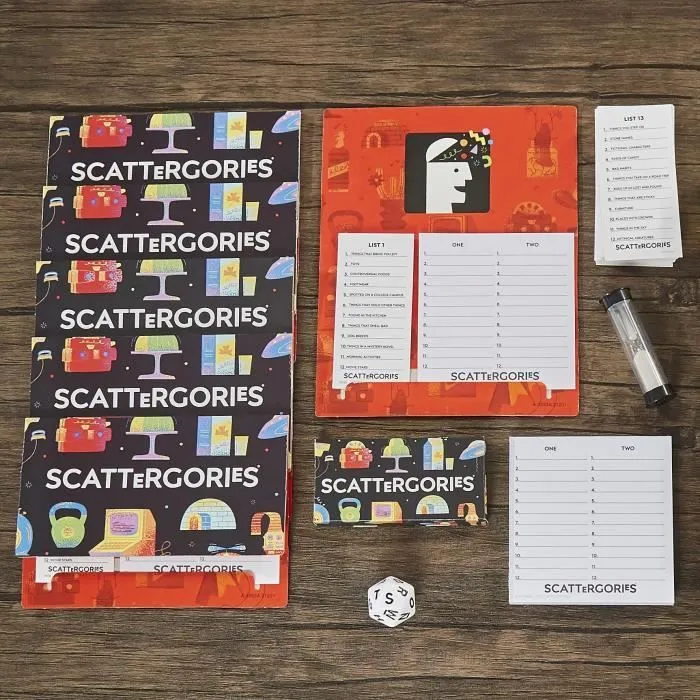 Jeu Scattergories classique, jeu de groupe pour ados et adultes, à partir de 13 ans, jeu de société pour 2 joueurs et plus-2