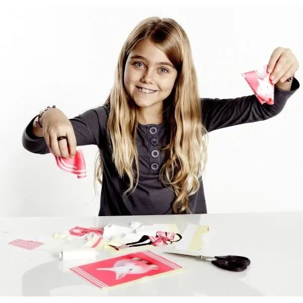 Dress Your Doll Lucy Polka Dots-3