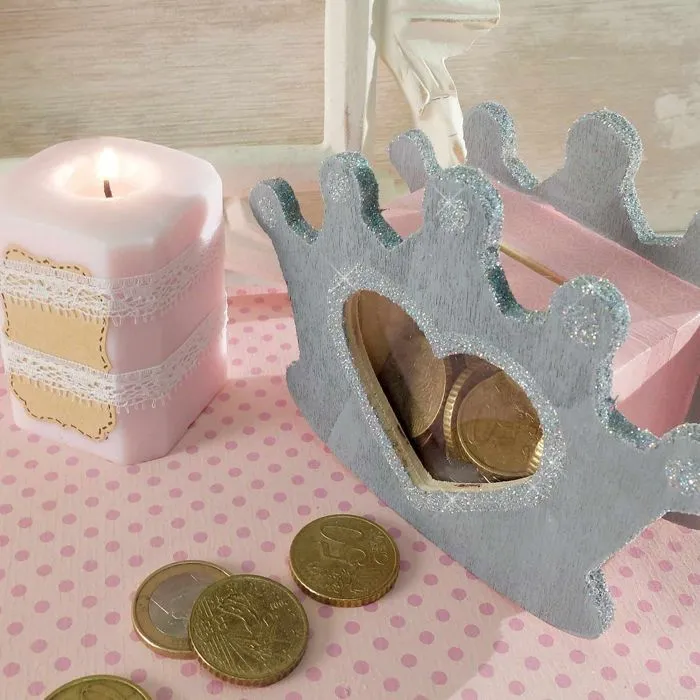 Tirelire - A décorer - Couronne - Bois - Beige - 120x90x50mm-2