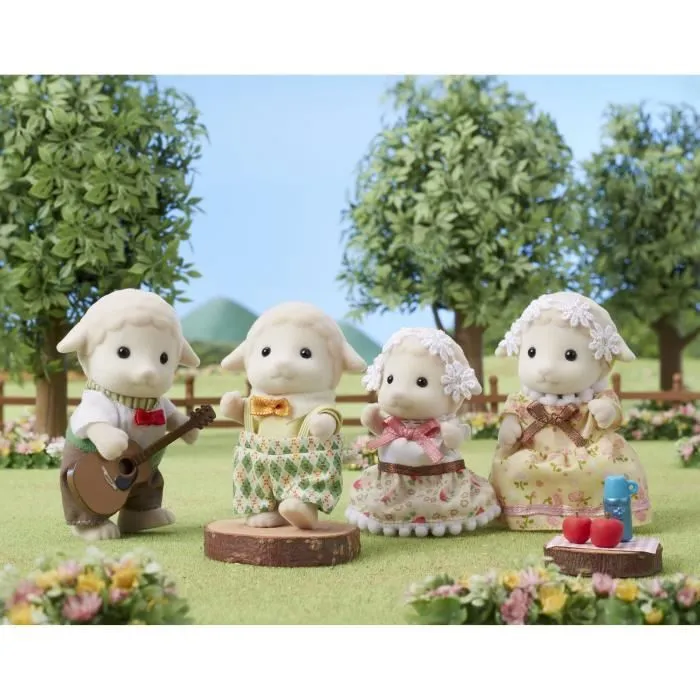 SYLVANIAN FAMILIES - Famille mouton - 4 personnages articulés et habillés avec soin-1