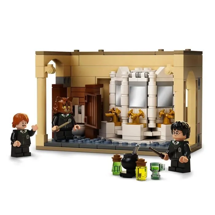 LEGO® 76386 Harry Potter™ Poudlard : l’erreur de la potion Polynectar, Jeu de Construction avec Mini Figurines édition 20ème Anniver-1