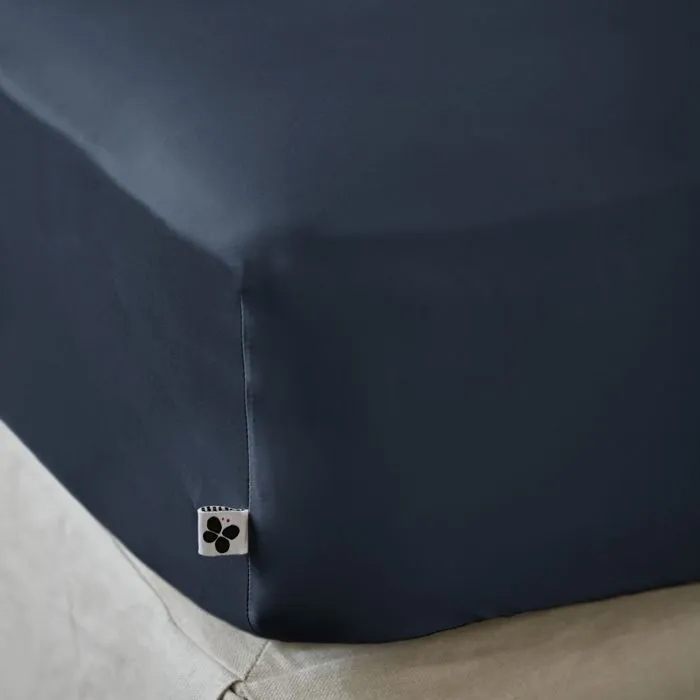 Drap housse 160 x 200 cm satin de bambou Salomé Bleu nuit-1