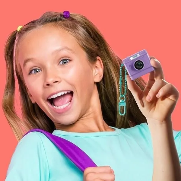 Canal Toys – Photo Creator – Appareil Photo et Vidéo Numérique Mini Cam’ – Vintage - avec Porte-clé et Carte SD 1Go Incluse – CLK 06-2