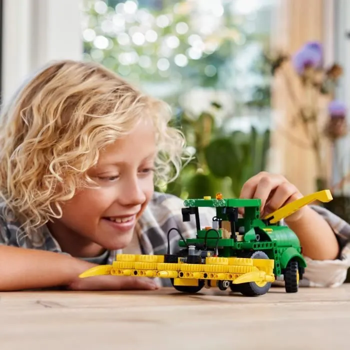 LEGO® 42168 Technic John Deere 9700 Forage Harvester, Jouet de Tracteur Agricole, Cadeau Enfants 9 Ans-4