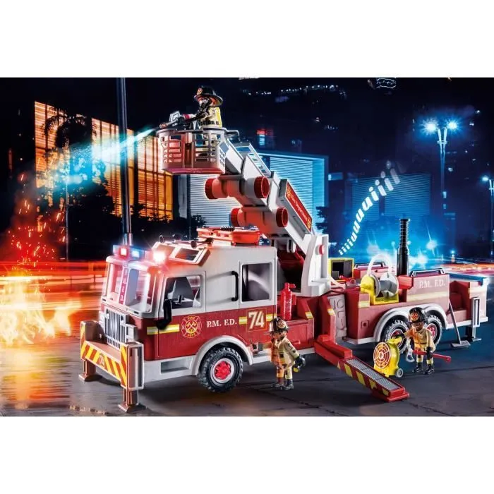 PLAYMOBIL 70935 Camion de pompiers avec échelle, City Action, Les pompiers, 113 pièces, Dès 5 ans-6