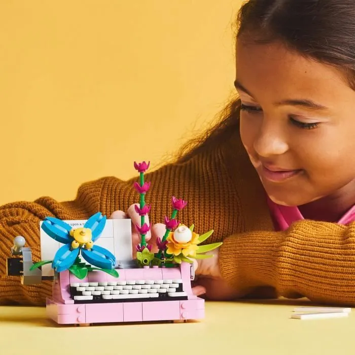 LEGO Creator 31169 3-en-1 La machine à écrire avec des fleurs - Jeu pour fille dès 8 ans-4