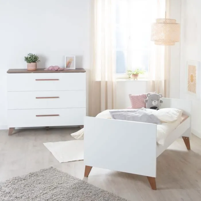 Chambre Bébé Duo ROBA - Ole - Lit Évolutif 70x140 cm + Commode à Langer avec Plan à Langer Amovible - Blanc - Chêne Foncé-1