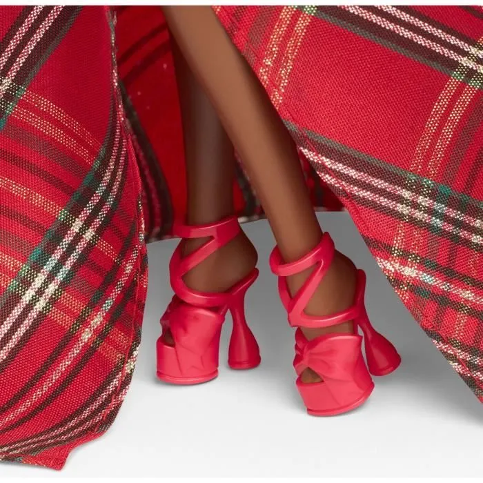 BARBIE Poupée joyeux noël brune HRM62-2