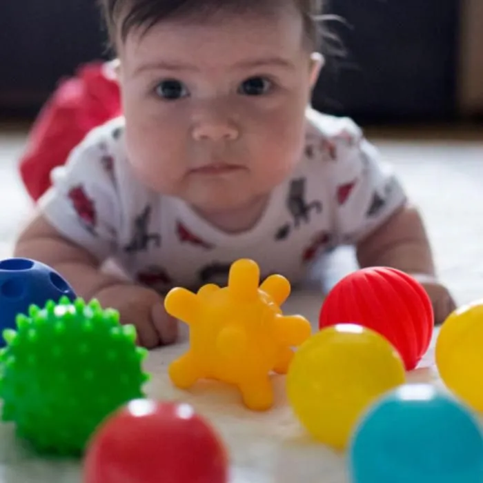 Coffret de 5 balles bébé - éveil sensoriel-3