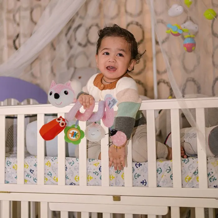 Jouets pour poussettes,jouets suspendus d'ornement de berceau de landau, jouet en spirale de poussette de lit de bébé - Rose-1