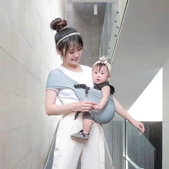Mini Sling MiniMonkey porte-bébé compact Vert Mesh-0