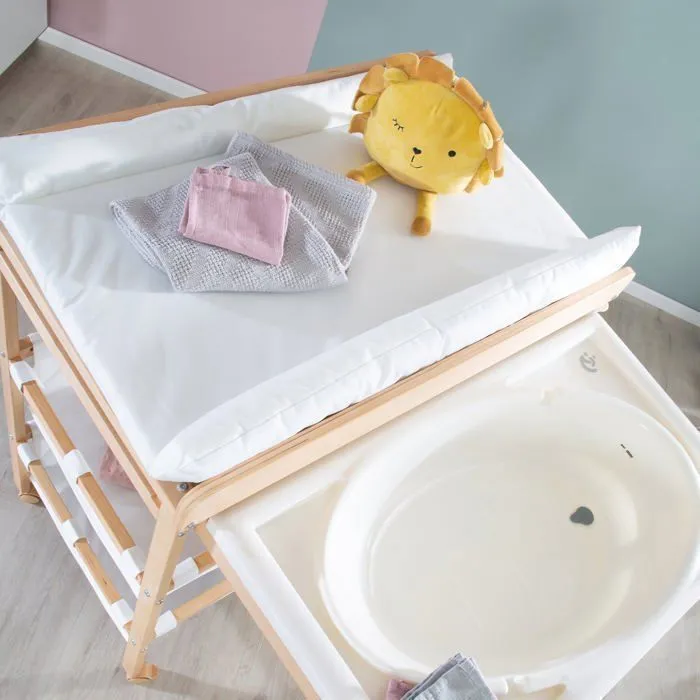 ROBA Table à Langer avec Baignoire Coulissante Baby Pool + Matelas à Langer Imperméable et Étagères en Tissu Blanc - Bois Naturel-2