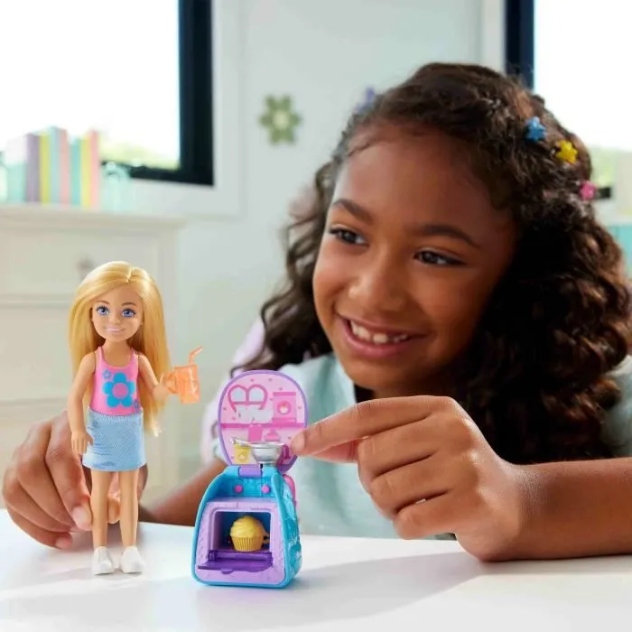 Barbie-Famille Et Amis-Poupée Chelsea Et Accessoires-Avec Sac À DOS - 3ans +- JBF46-3