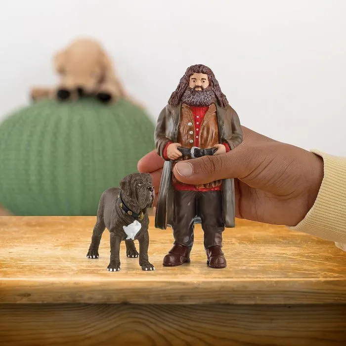 Hagrid et Crockdur, Figurine de l'univers Harry Potter®, pour enfants dès 6 ans, 8 x 11,5 x 13 cm - schleich 42638 WIZARDING WORLD-3