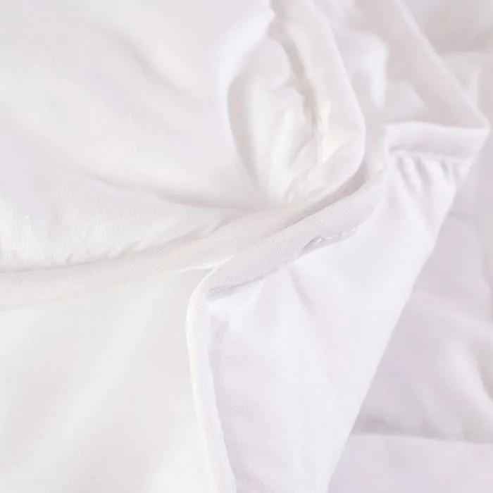 Couette toutes saisons 120 + 250 gr Basic 115x145 cm (Lit Bébé)-1