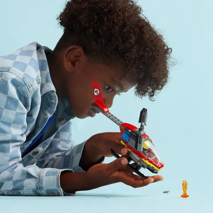 LEGO® 60411 City L’Hélicoptère de Secours des Pompiers, Jouet avec Minifigurines de Pilote Pompier, Cadeau pour Enfants-4