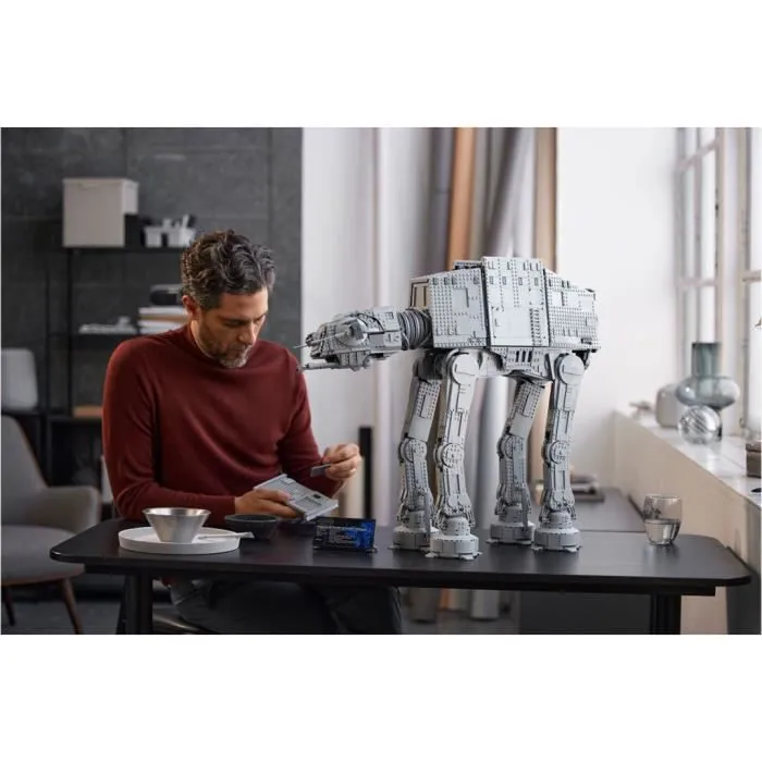 Jouet - LEGO - AT-AT - Star Wars - 9 figurines - 6 785 pièces-1