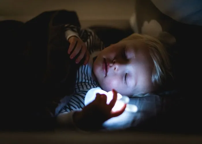 Veilleuse lapin «Charly» de Olala® - Veilleuse enfant rechargeable Induction lumière douce et rassurante-5